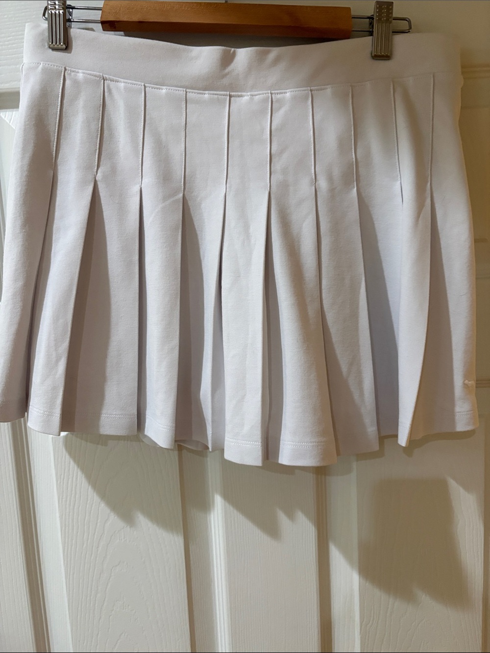 PINK Victoria's Secret White Pleated Tennis Skirt